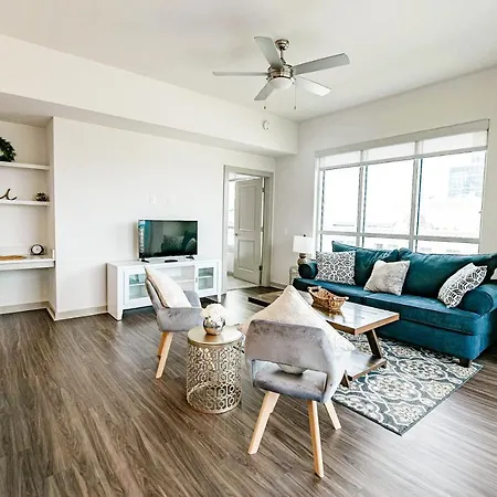 2Br Fully Furnished Apartment Uptown - Boa Stadium Apts